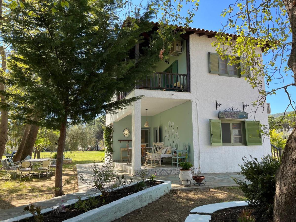 La Maison Des Vacances Vourvourou Exterior foto